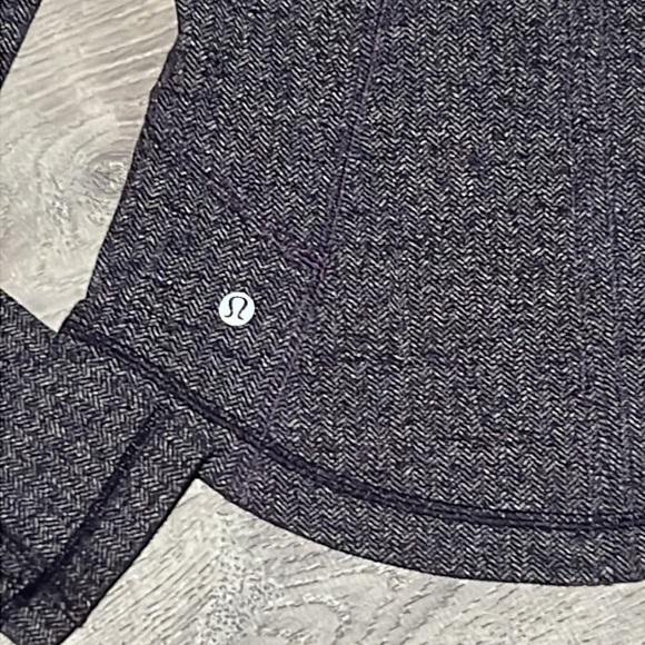Lululemon Forme Jacket - Picture 12 of 13